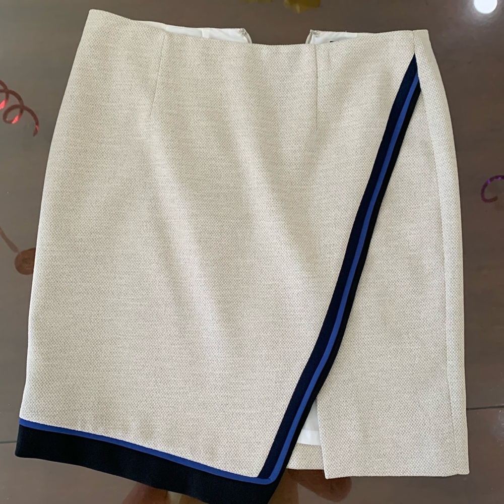 Brand new never used, great fit fit the office
